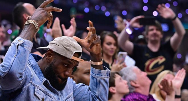 3377中国官网 -关于国王杯冲刺阶段再迎强敌，多伦多猛龙伤情更新，主帅态度——引发热议，更衣室氛围转暖的信息